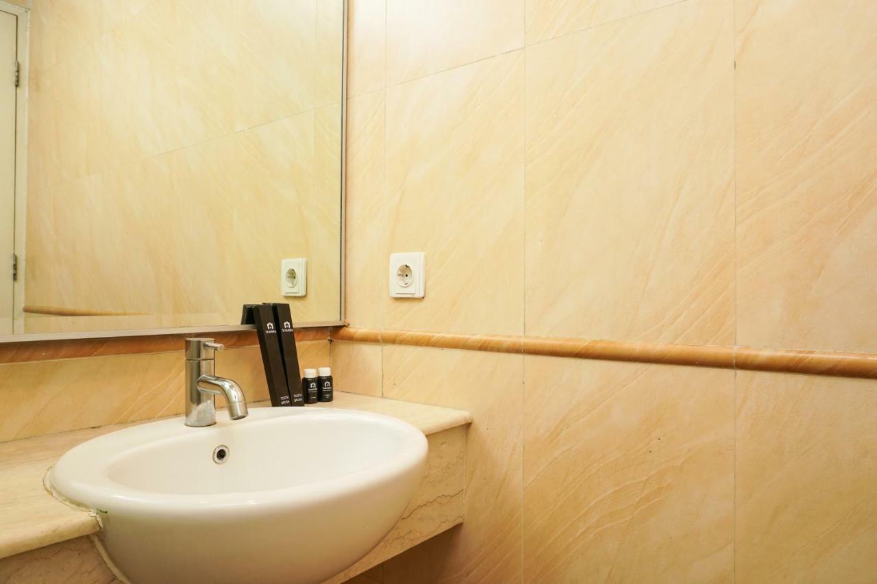 Apartemen 92 m² dengan 3 kamar tidur dan 2 kamar mandi pribadi di Senayan Jakarta Bagian luar foto