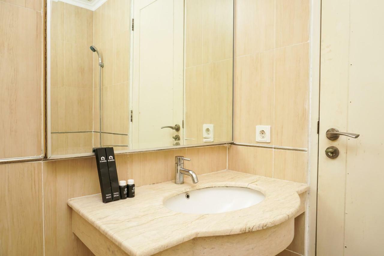 Apartemen 92 m² dengan 3 kamar tidur dan 2 kamar mandi pribadi di Senayan Jakarta Bagian luar foto